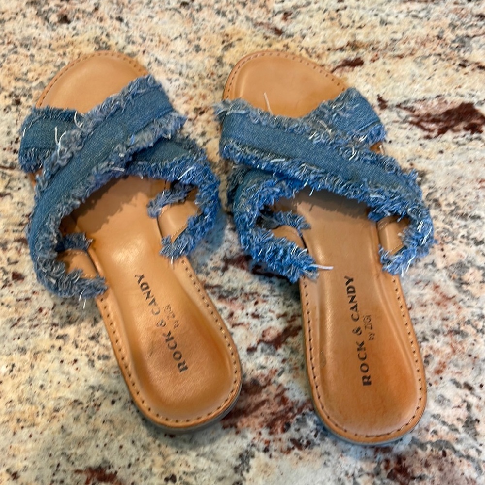Rock & Candy by Zigi BARLEE Denim Frayed Sandals 8